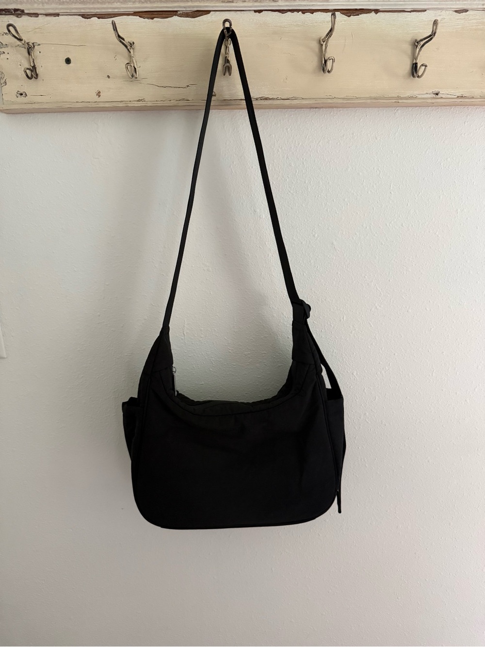 Black Crossbody/shoulder bag